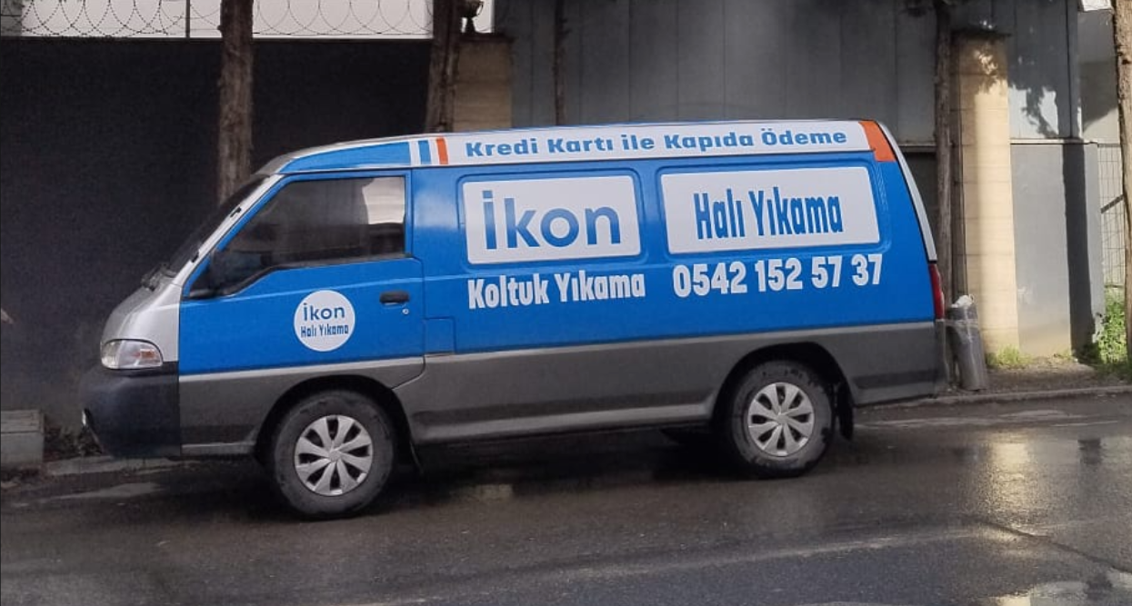 İkon Halı Yıkama kapıdan alım ve teslim aracı